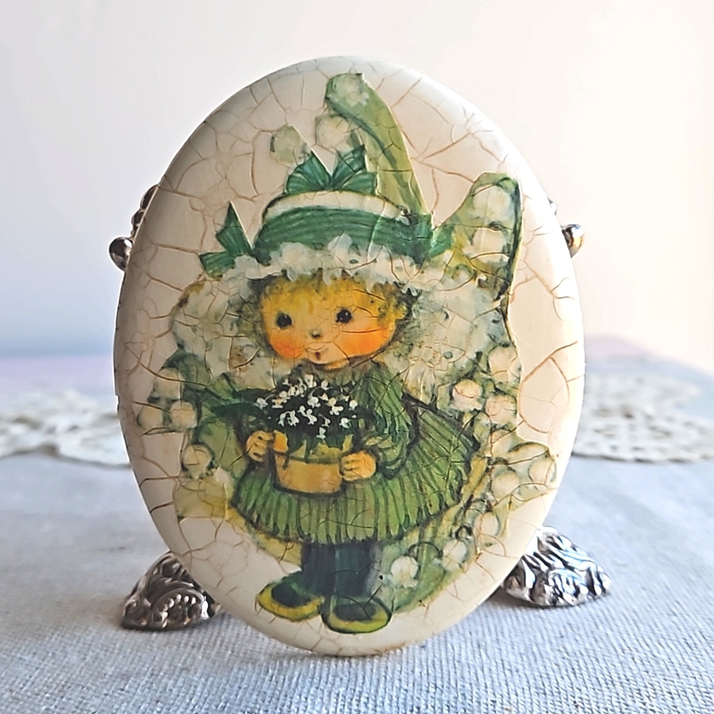 Vtg Plaster Wall Hanging Decor 4" St Patrick Spring Girl in Green Hat & Dress